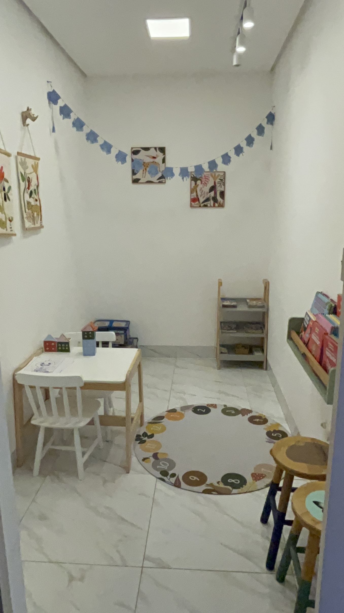 Consultório - Sala de brincadeiras educativas